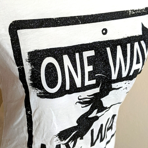 New Gordmans Halloween T-shirt "One Way My Way" 🌵 - Picture 3 of 6